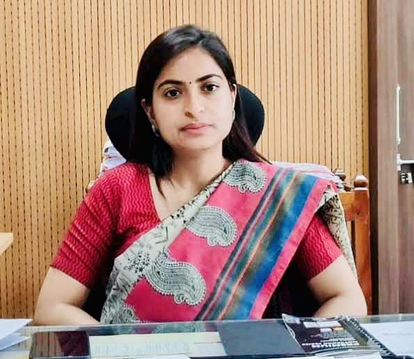 Ajay Srivastav will be New collector in place of Soniya meena