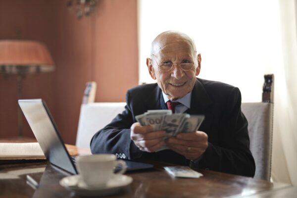 Achieving early retirement